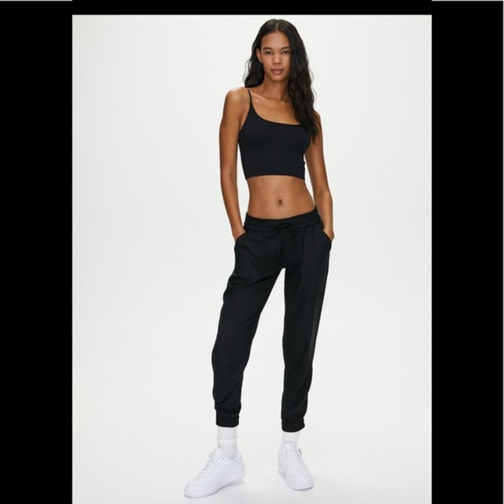 Aritzia Talula Los Feliz Pants Black Joggers Pant Pockets Drawstring Track Pants